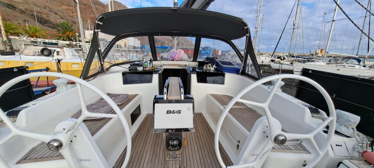 Hanse 418