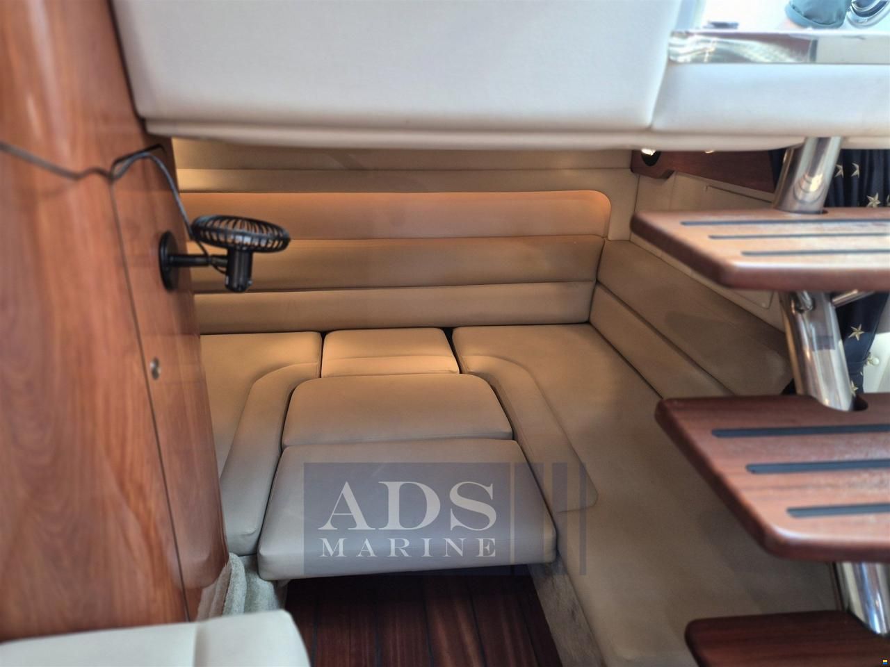 Crownline 320CR