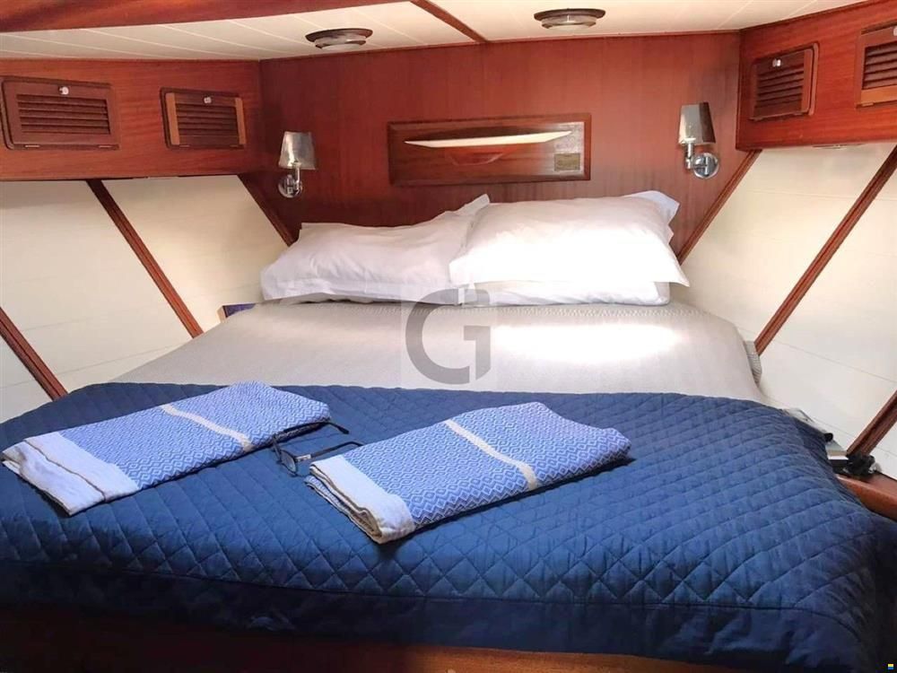 Cantiere Navale Petronio Lobster 44