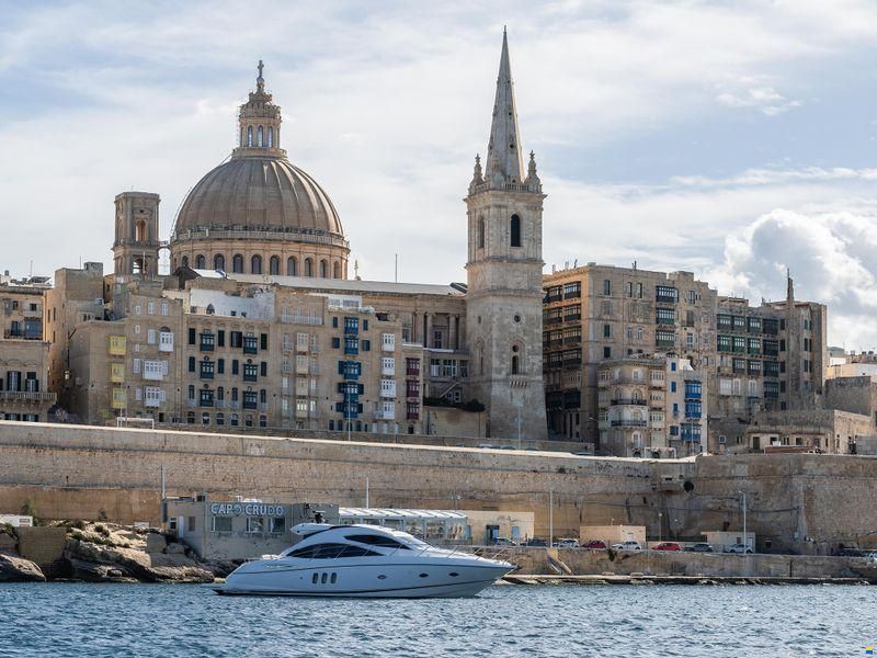 Sunseeker Predator 52