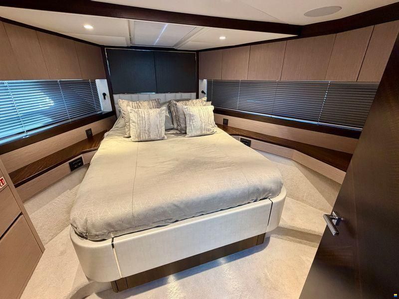 Sunseeker Manhattan 55
