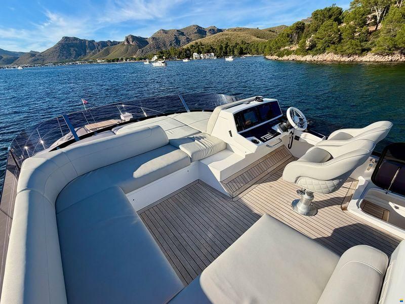 Sunseeker Manhattan 55