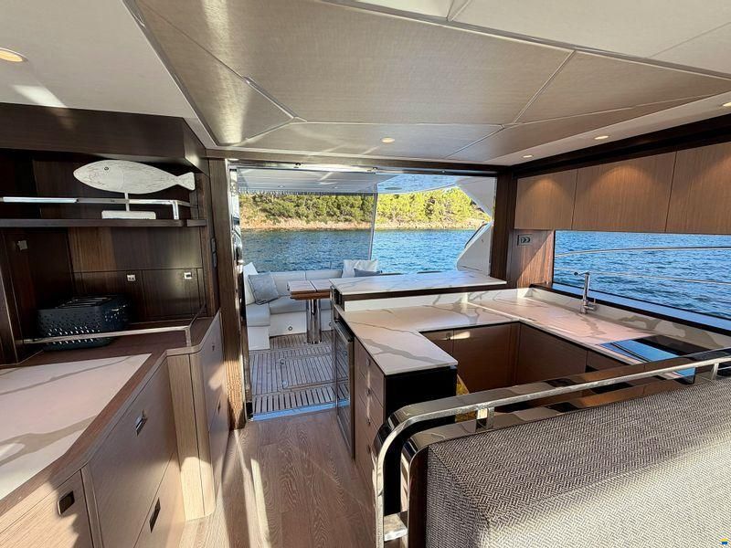 Sunseeker Manhattan 55