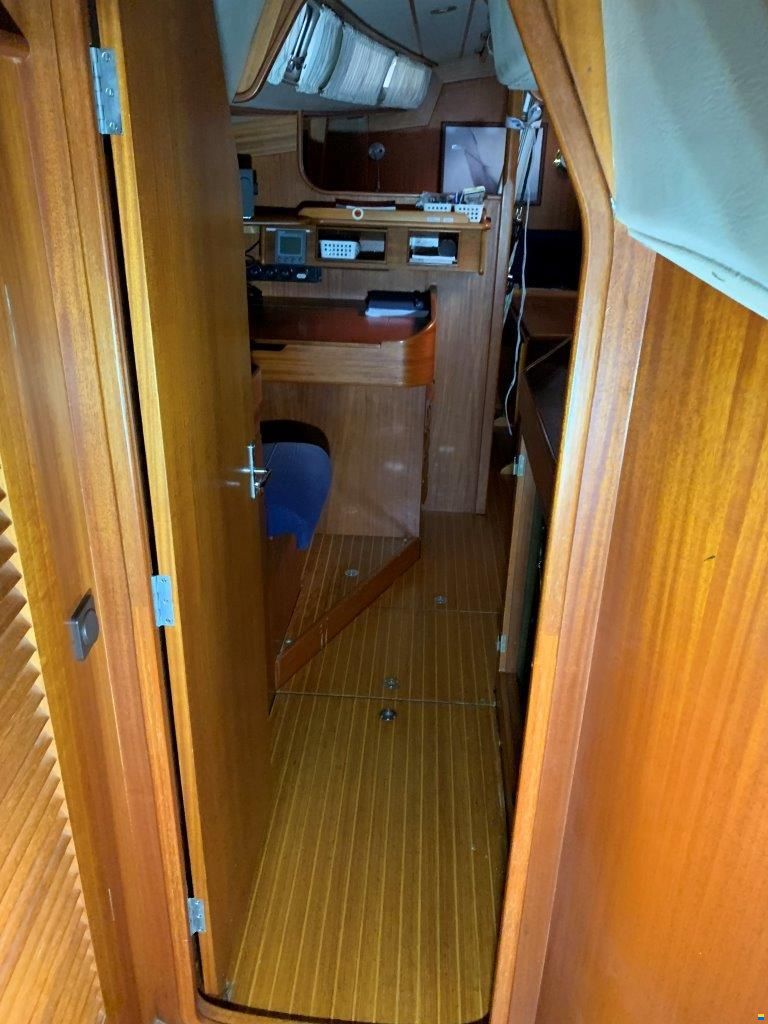 Hallberg-Rassy 45