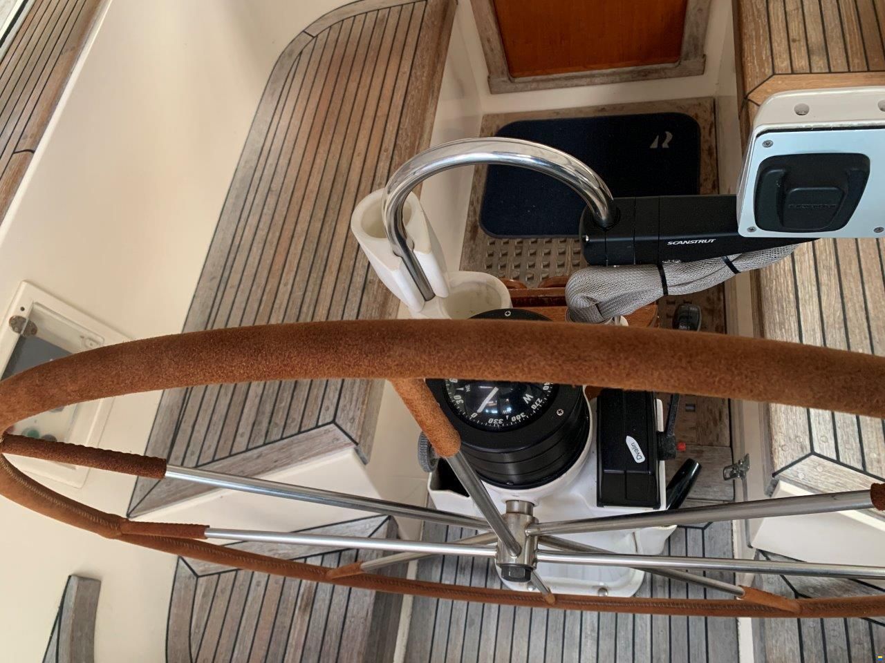 Hallberg-Rassy 45