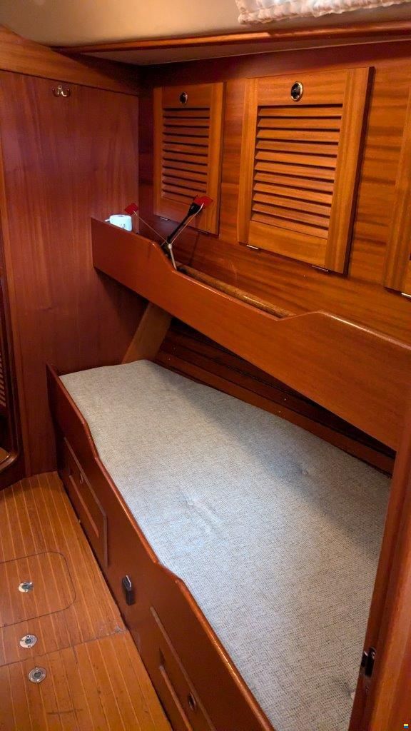 Hallberg-Rassy 45