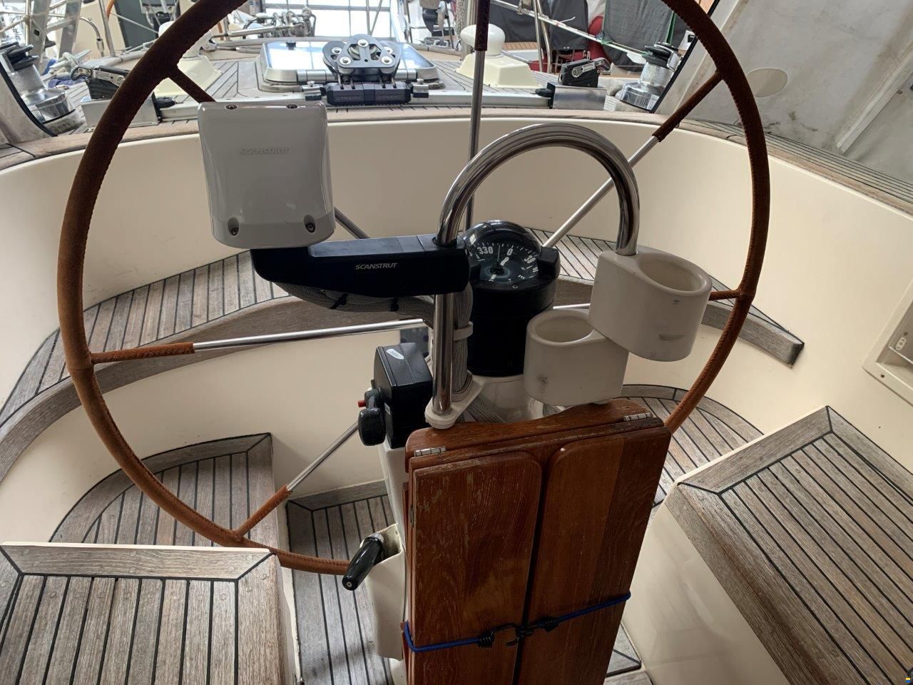 Hallberg-Rassy 45