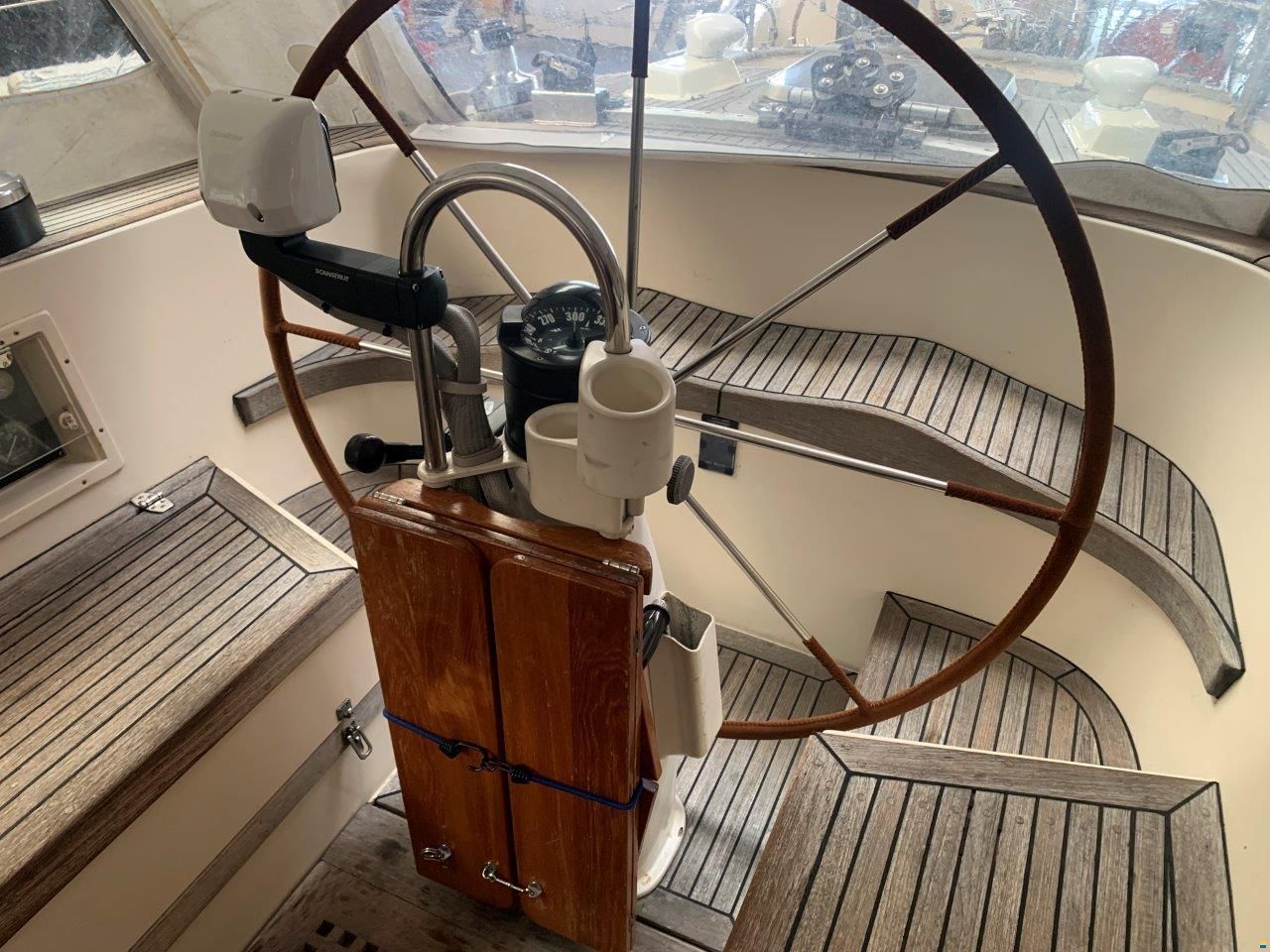 Hallberg-Rassy 45