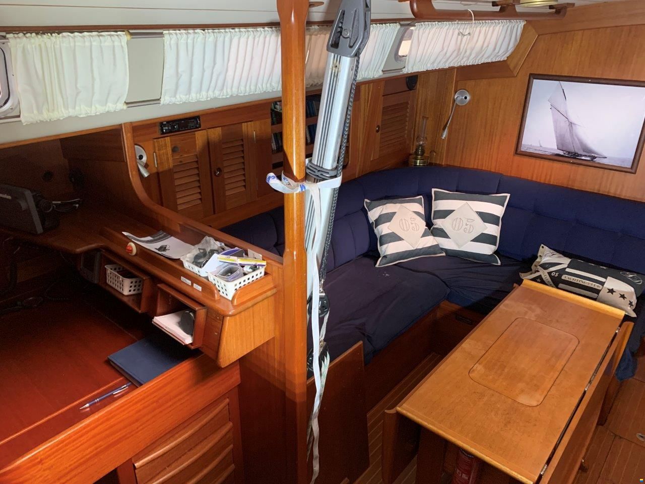 Hallberg-Rassy 45