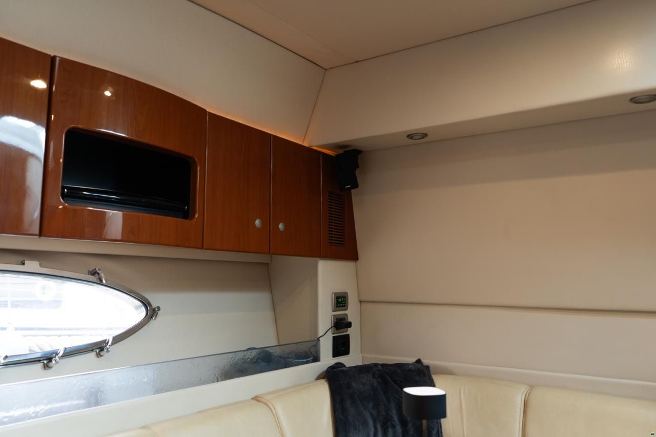 Formula 45 Yacht
