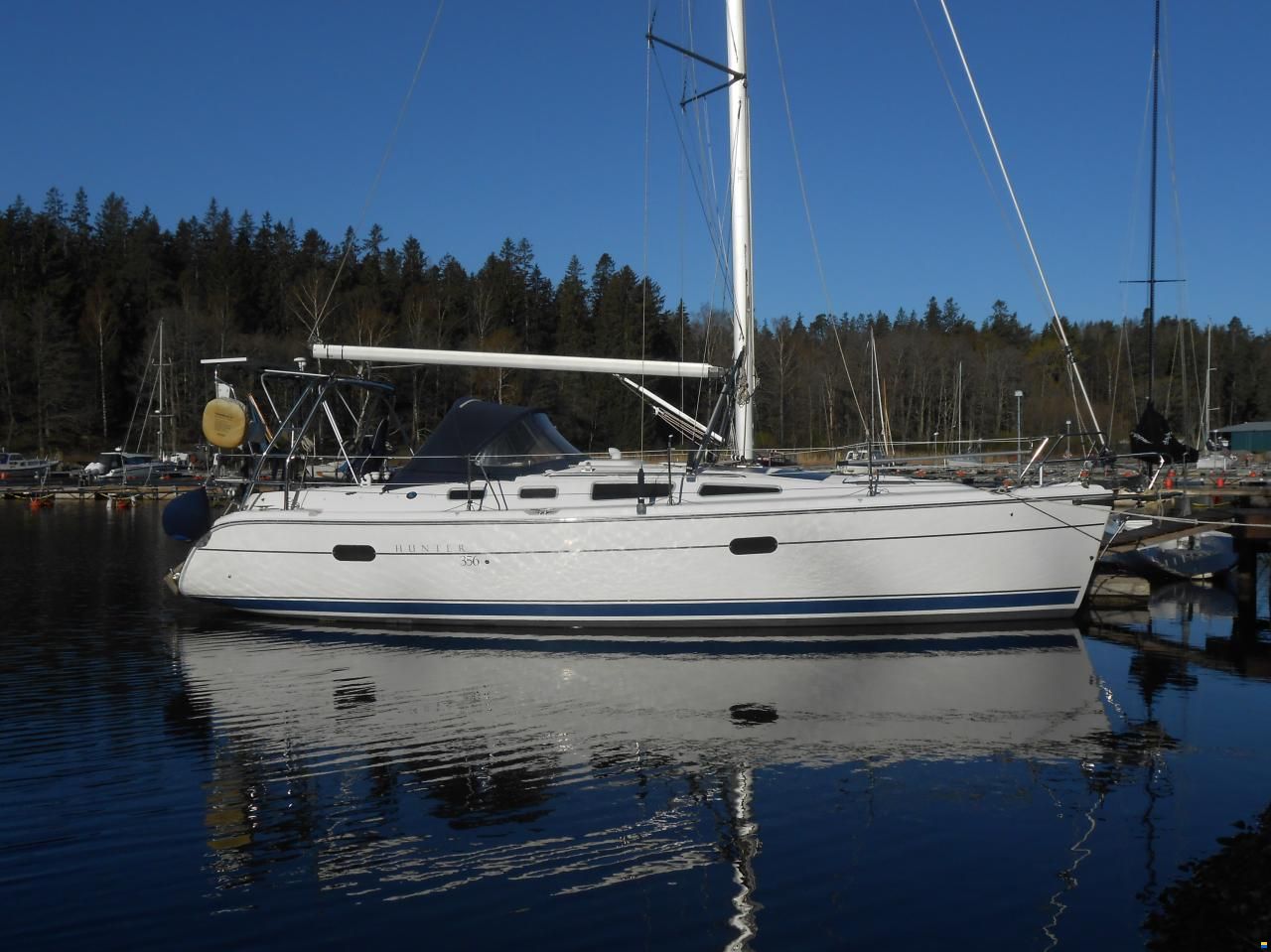 Hunter 356