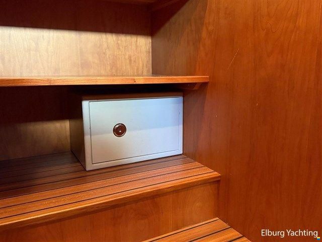 Linssen Grand Sturdy - 43.9 AC