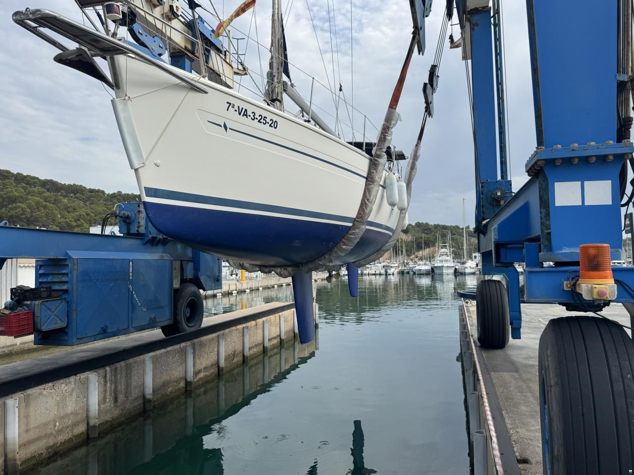 Bavaria 36