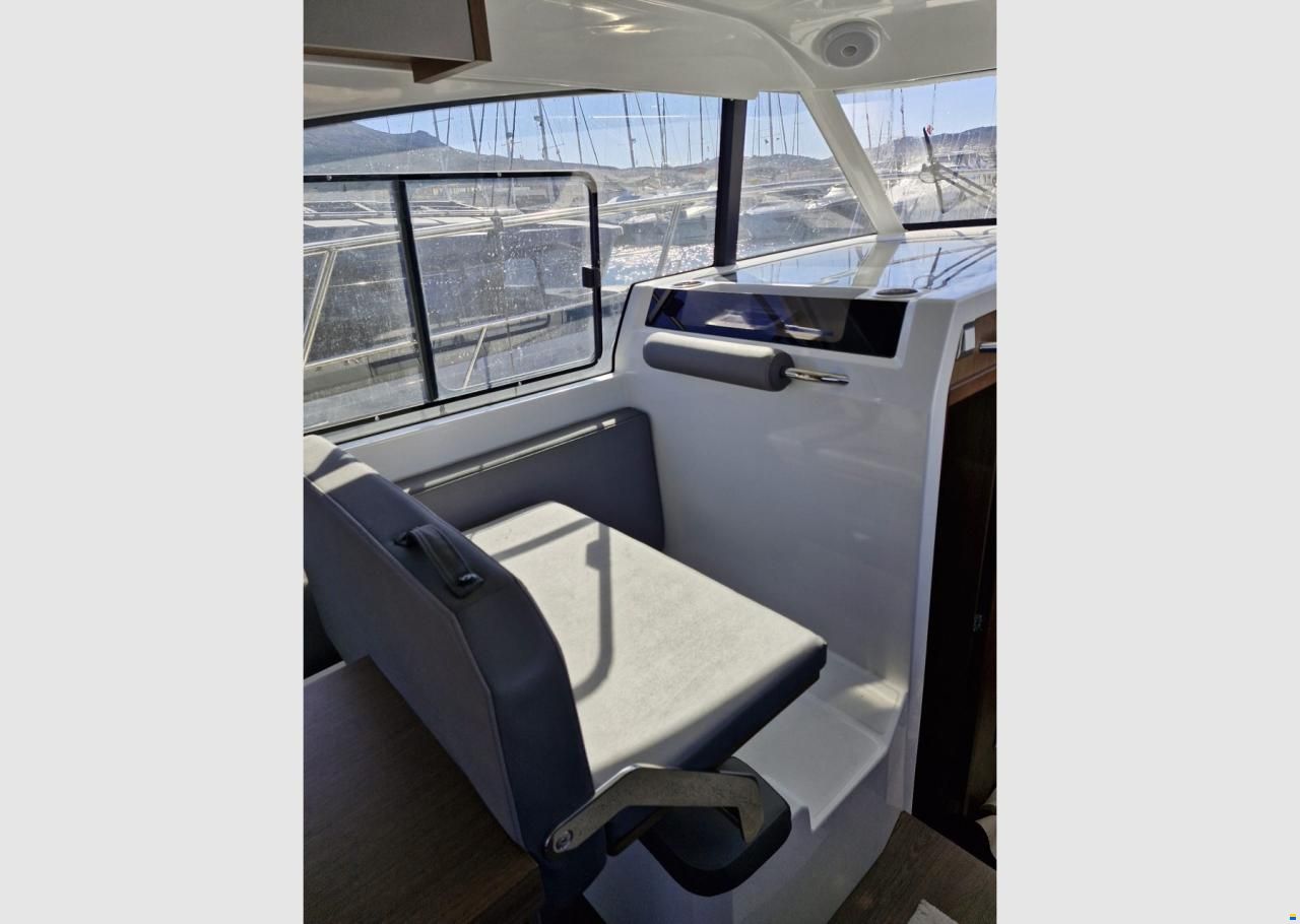 Beneteau Antares 11 Fly, 2022