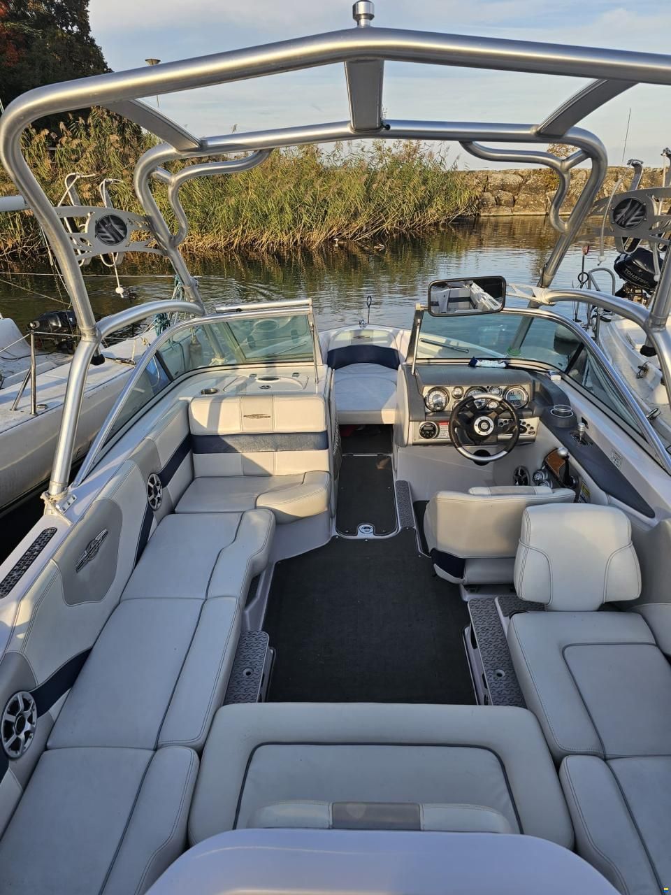 Correct Craft Nautique 210