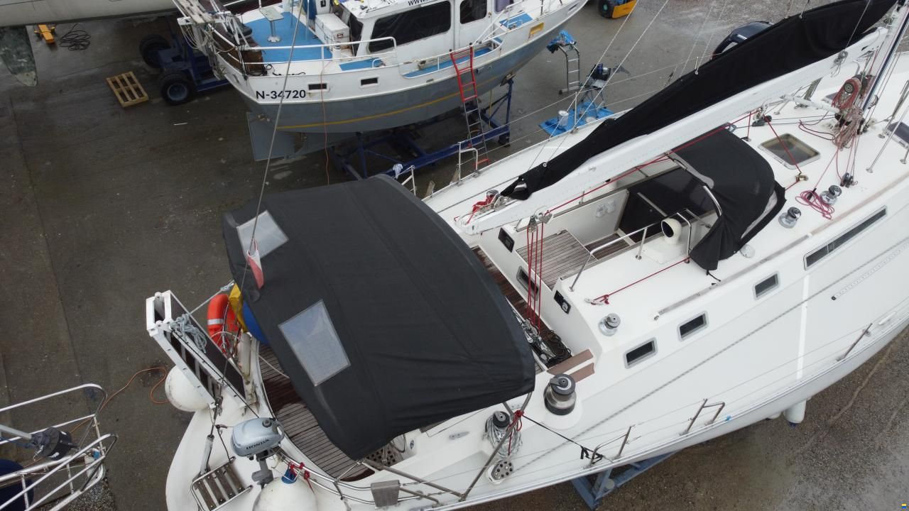 Beneteau First 51