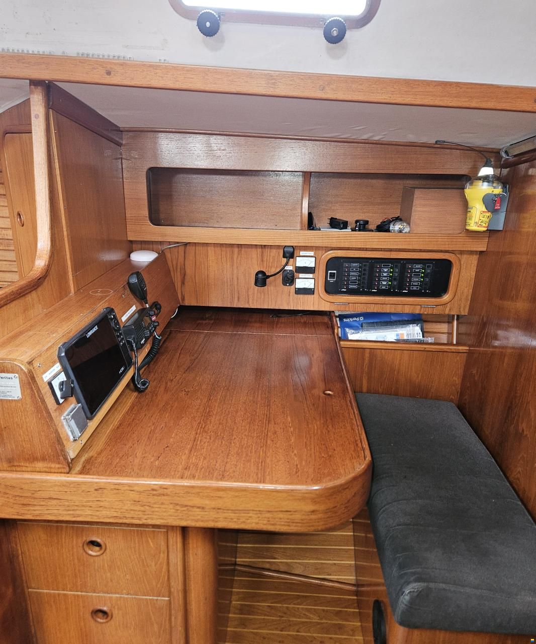 Beneteau First 51