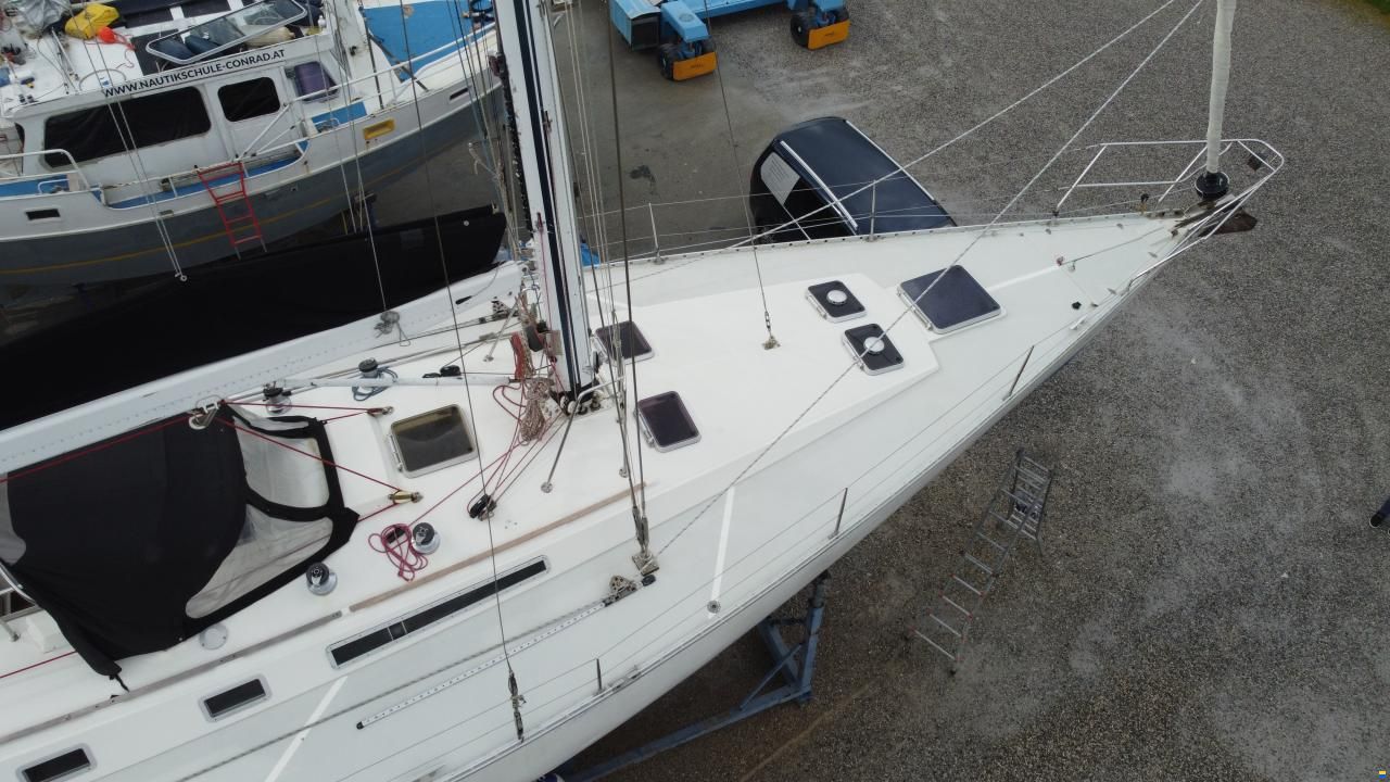 Beneteau First 51