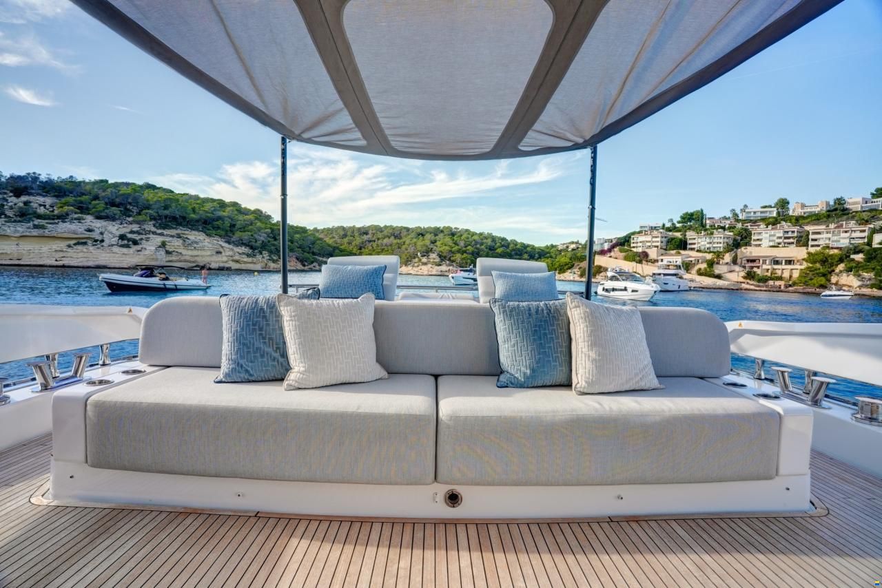Azimut S8