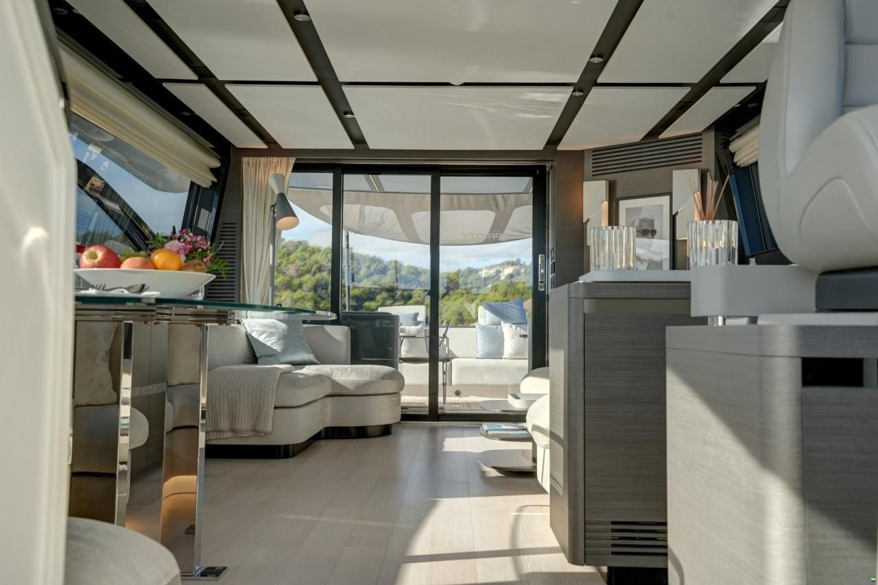 Azimut S8