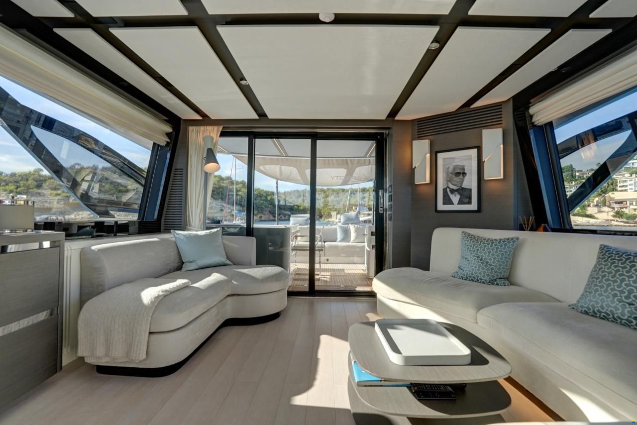 Azimut S8