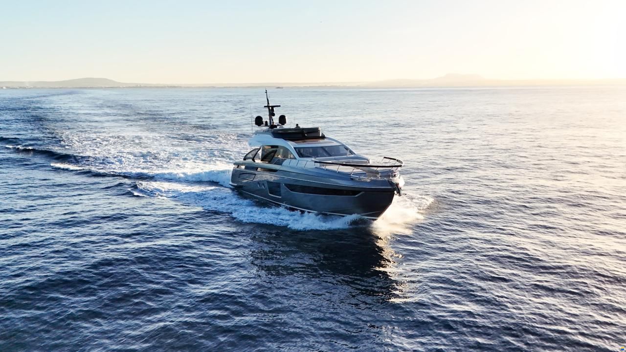 Azimut S8
