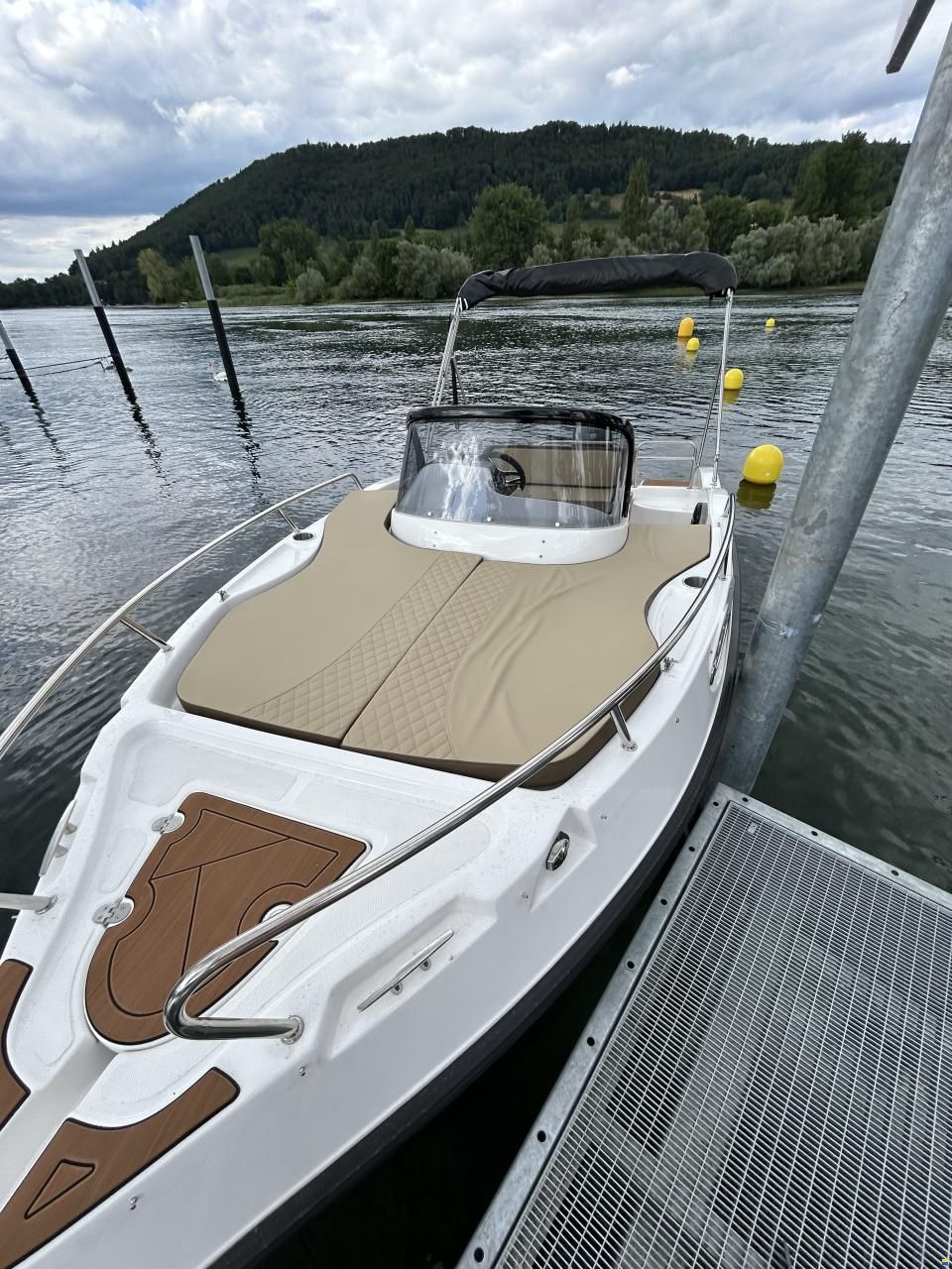 Nireus Omega 53 Elegance