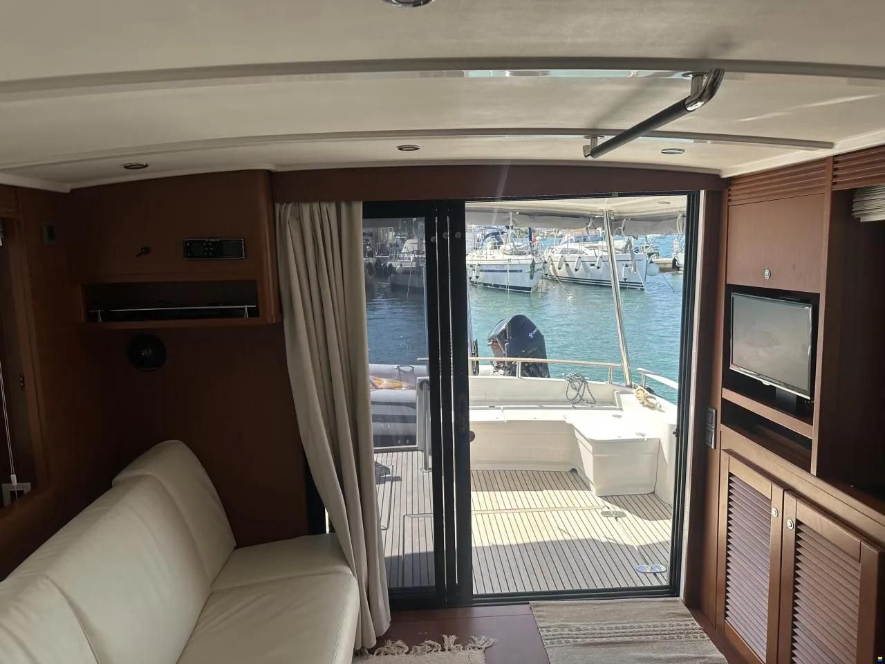 Beneteau Swift Trawler 44