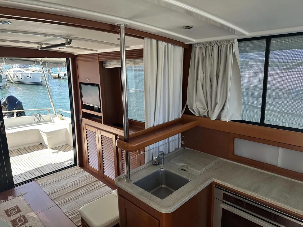 Beneteau Swift Trawler 44