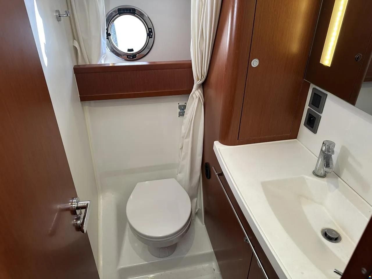 Beneteau Swift Trawler 44