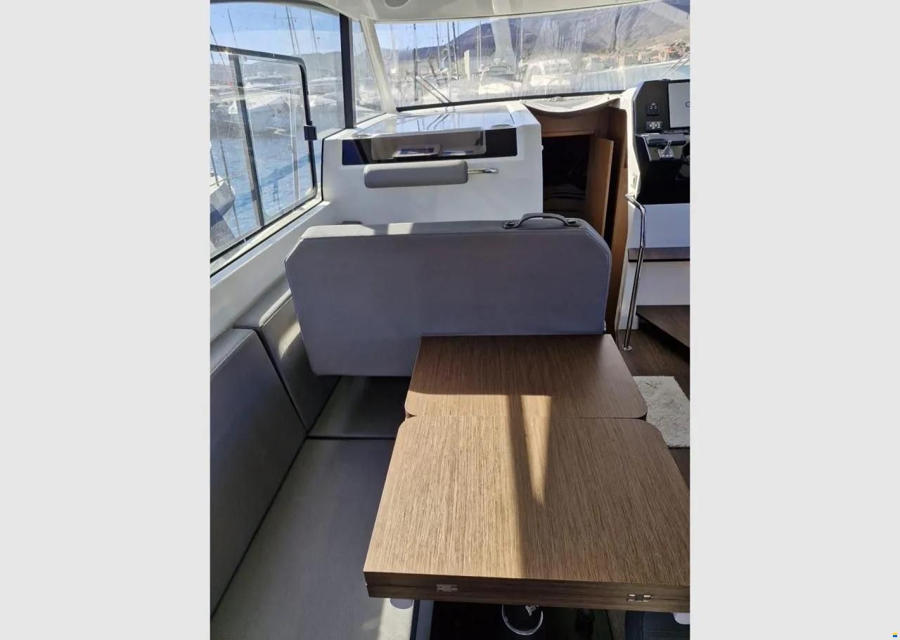 Beneteau Antares 11 Fly