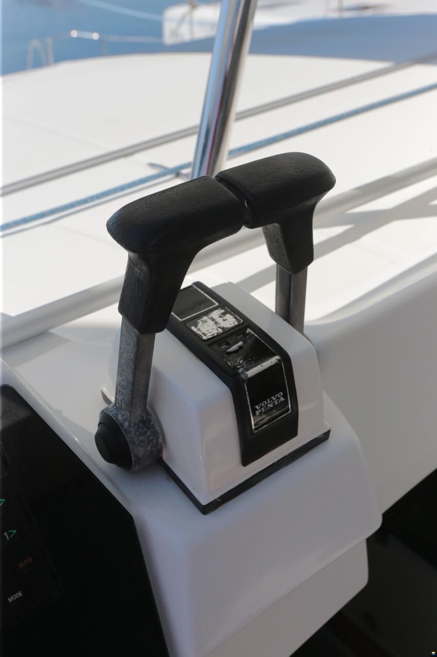 Lagoon 380