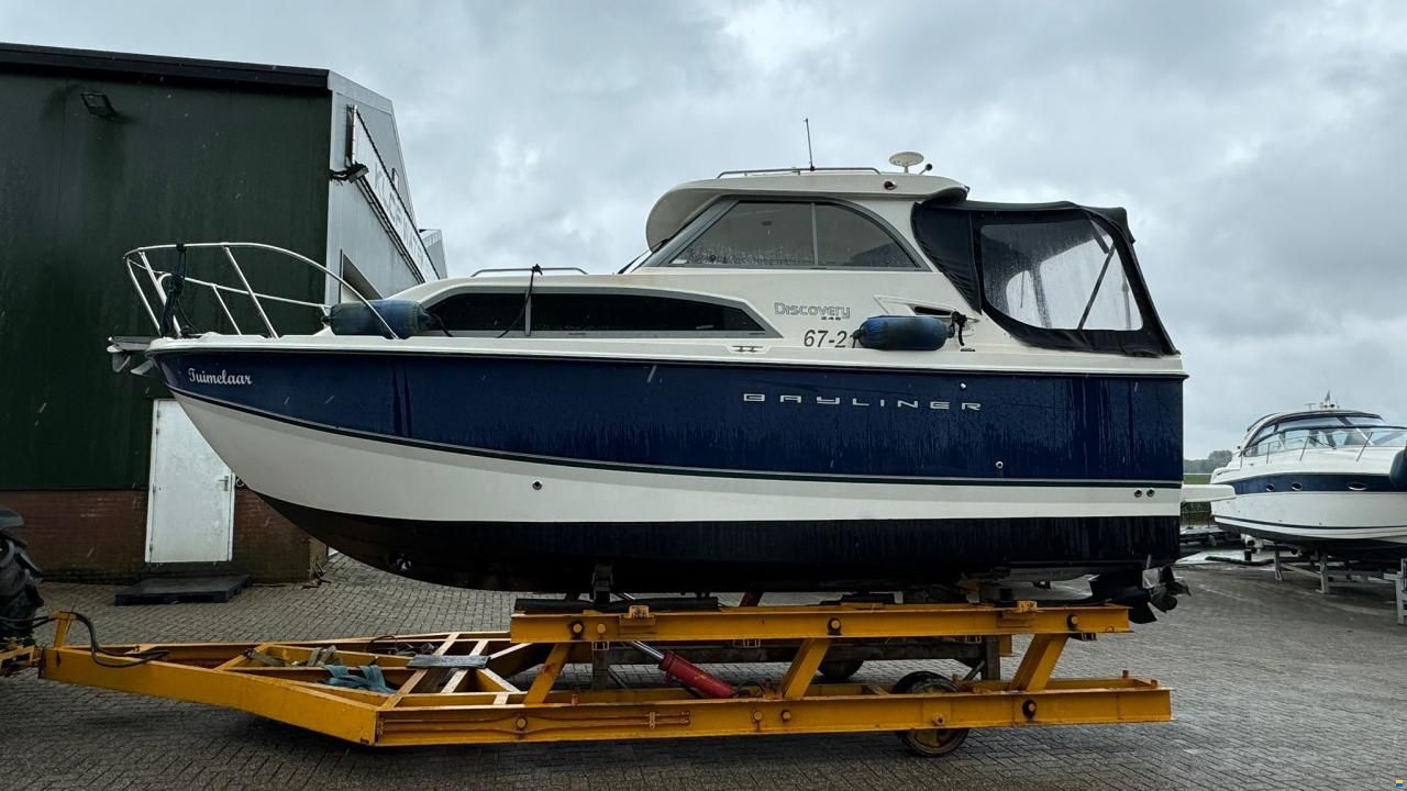 Bayliner Discovery 246 HT