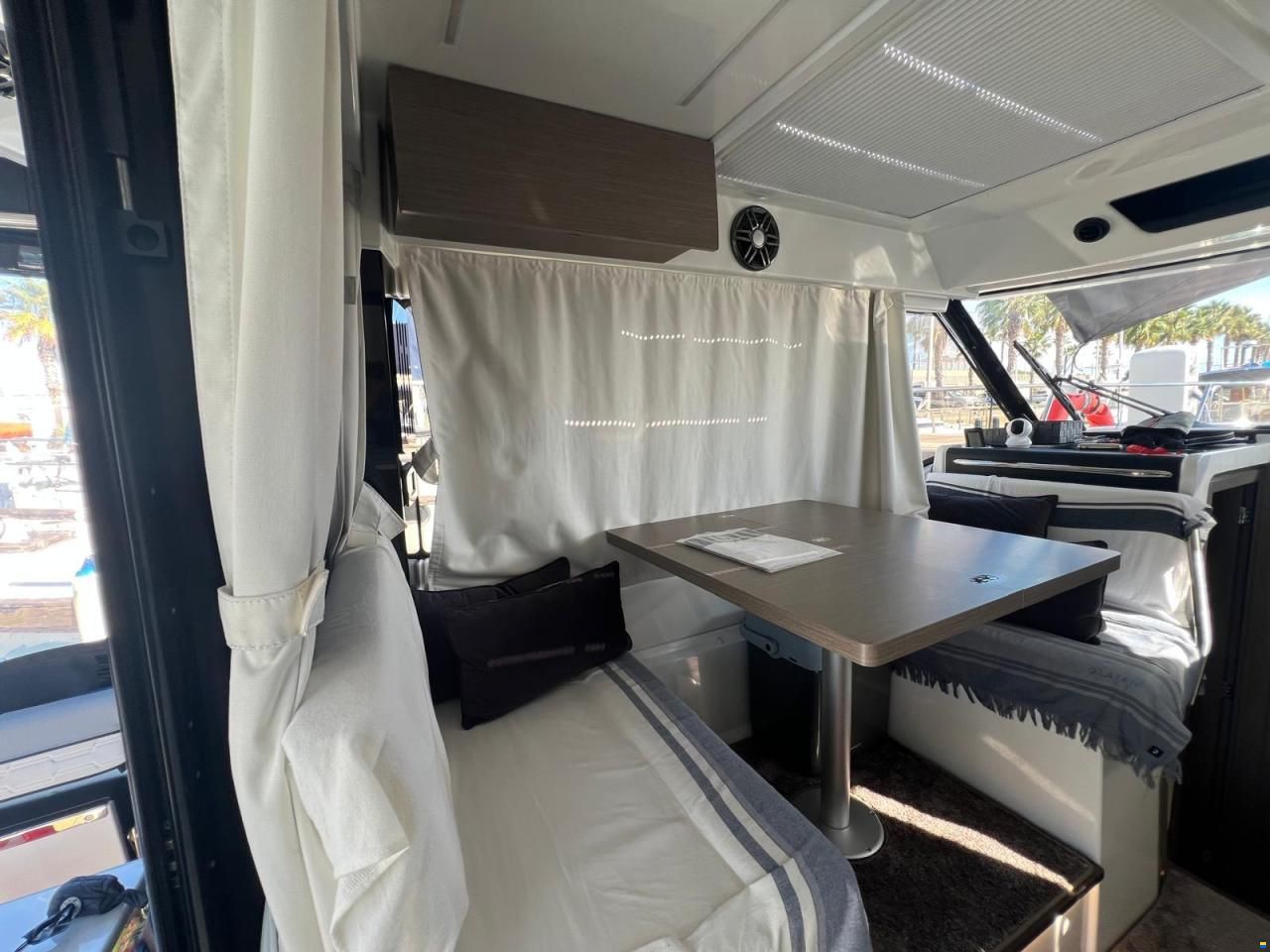 Jeanneau Merry Fisher 895 Serie 2