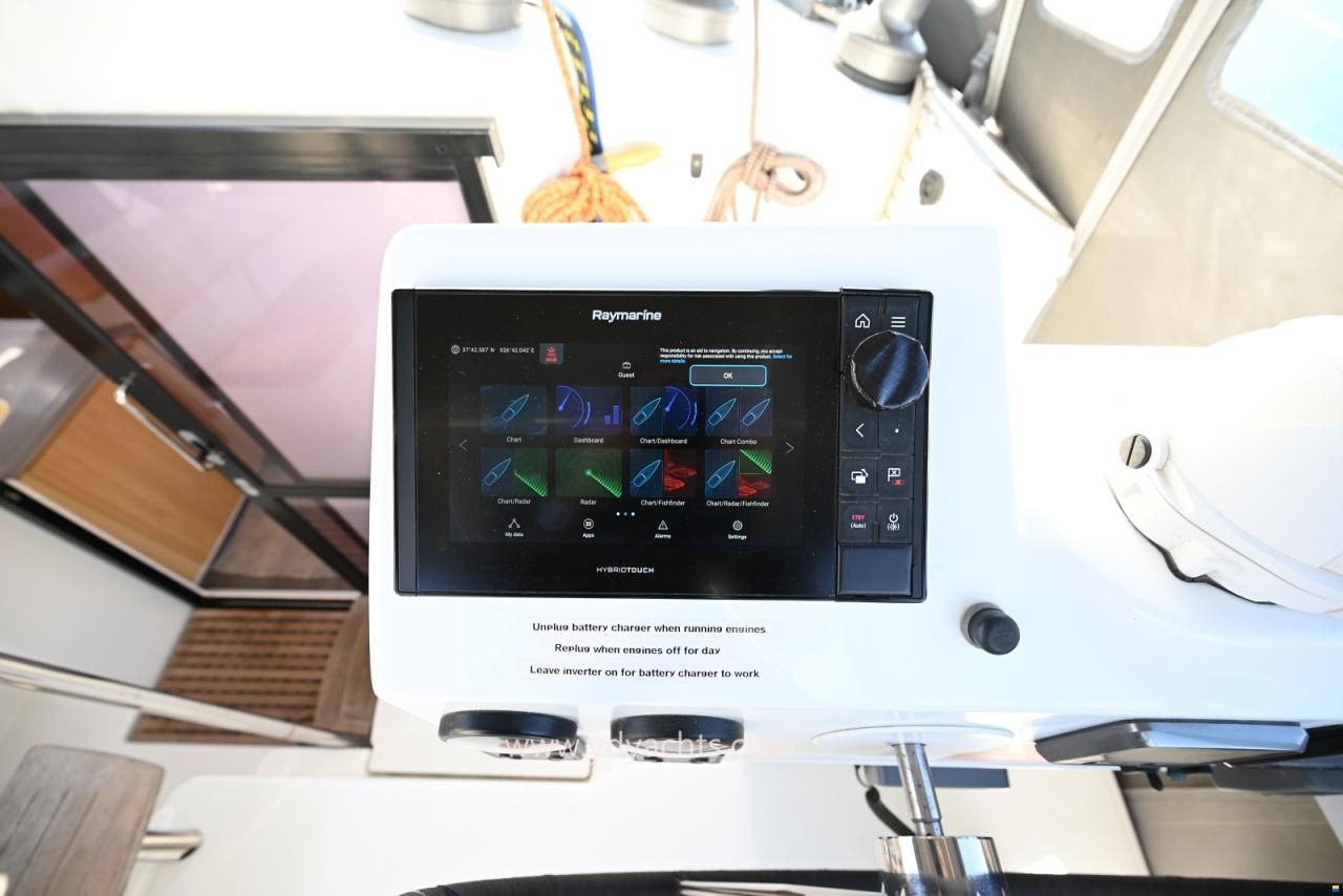 Fountaine Pajot Helia 44