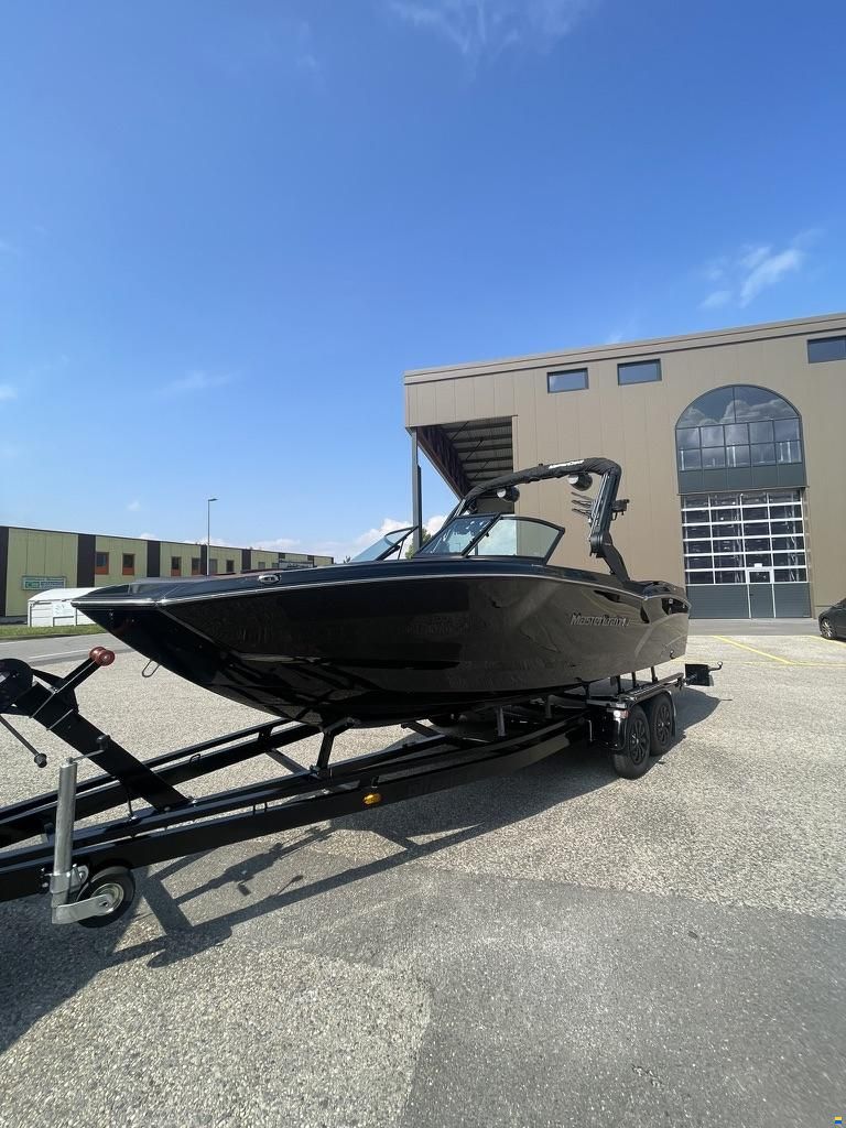 MasterCraft NXT23 | 2026 | black
