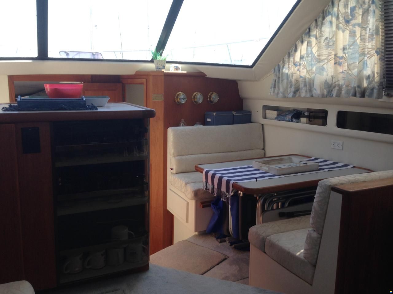 Carver 33 AFT Fly