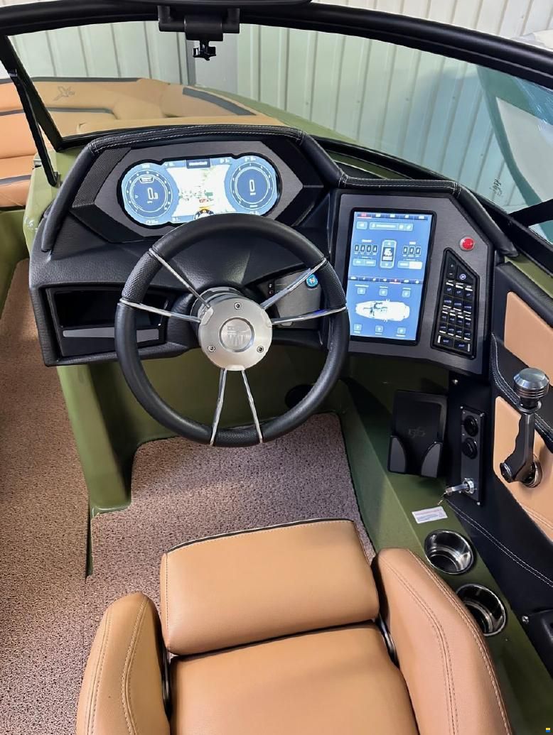 MasterCraft XStar | 2023 | vert & gris
