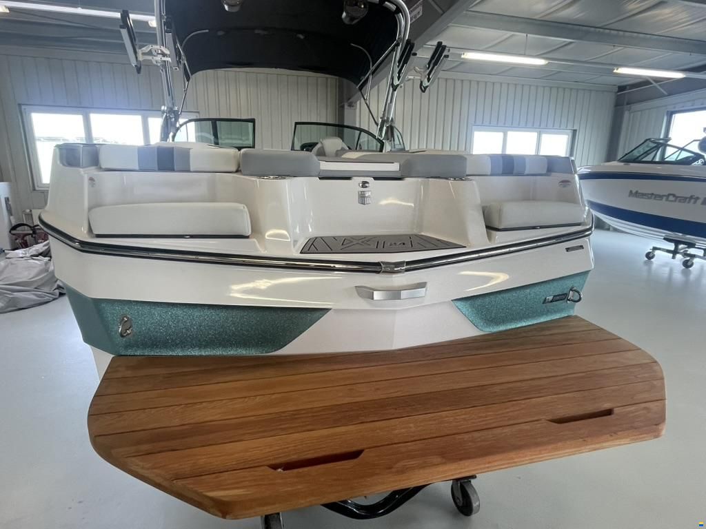 MasterCraft XT24 | 2023 | Blanc