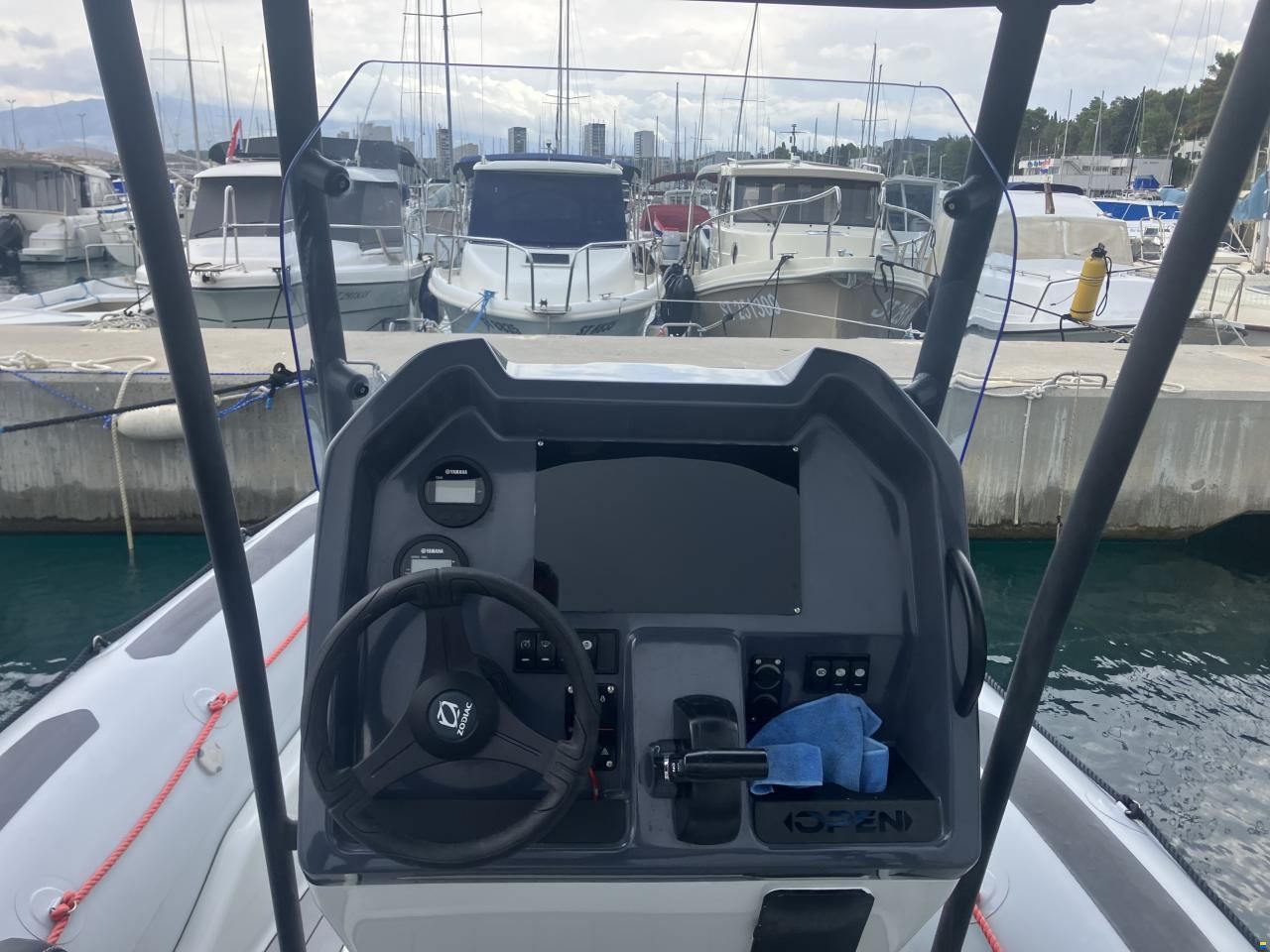 ZODIAC PRO OPEN 550