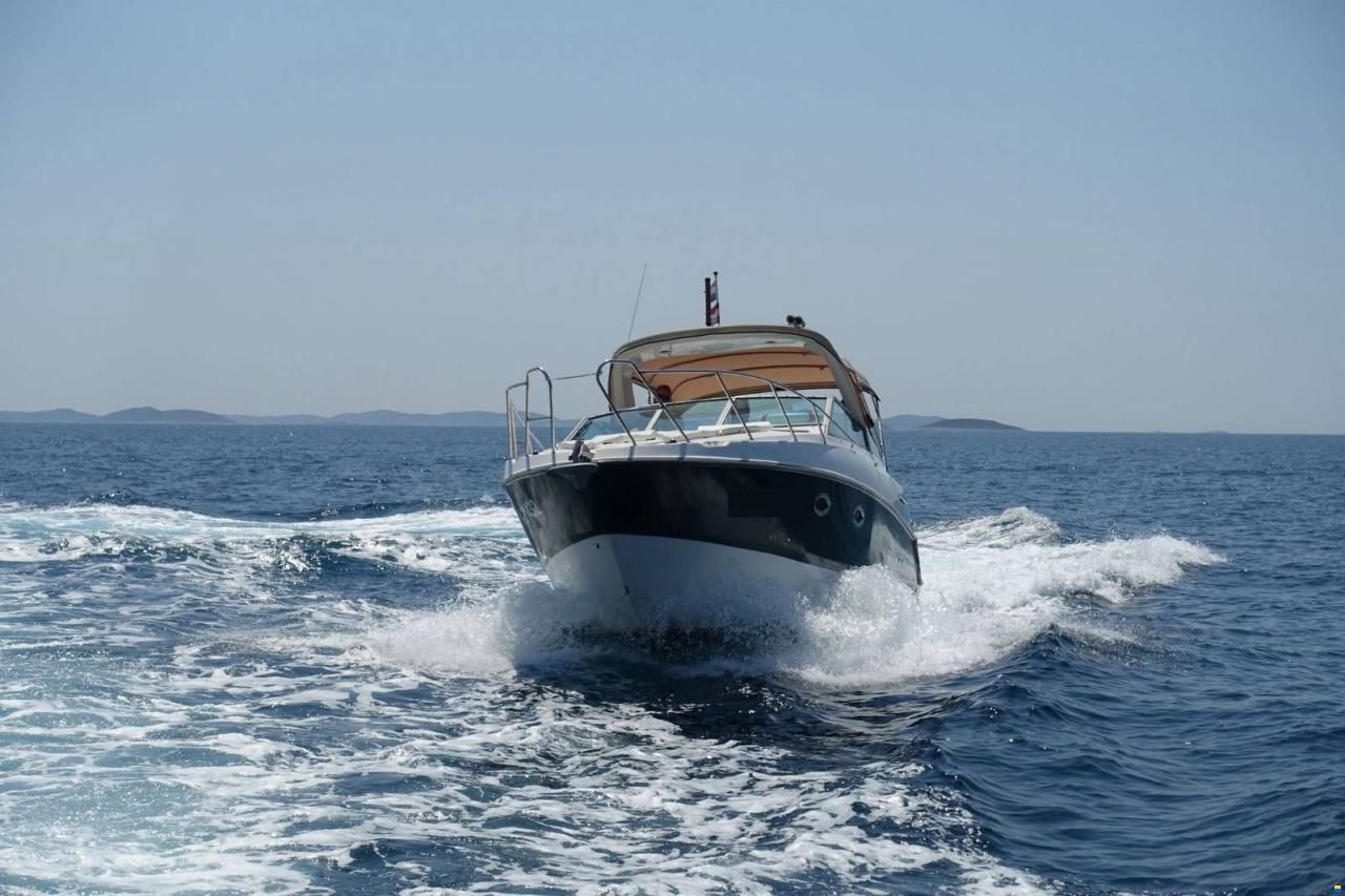 Maxum 2900 Sport Express