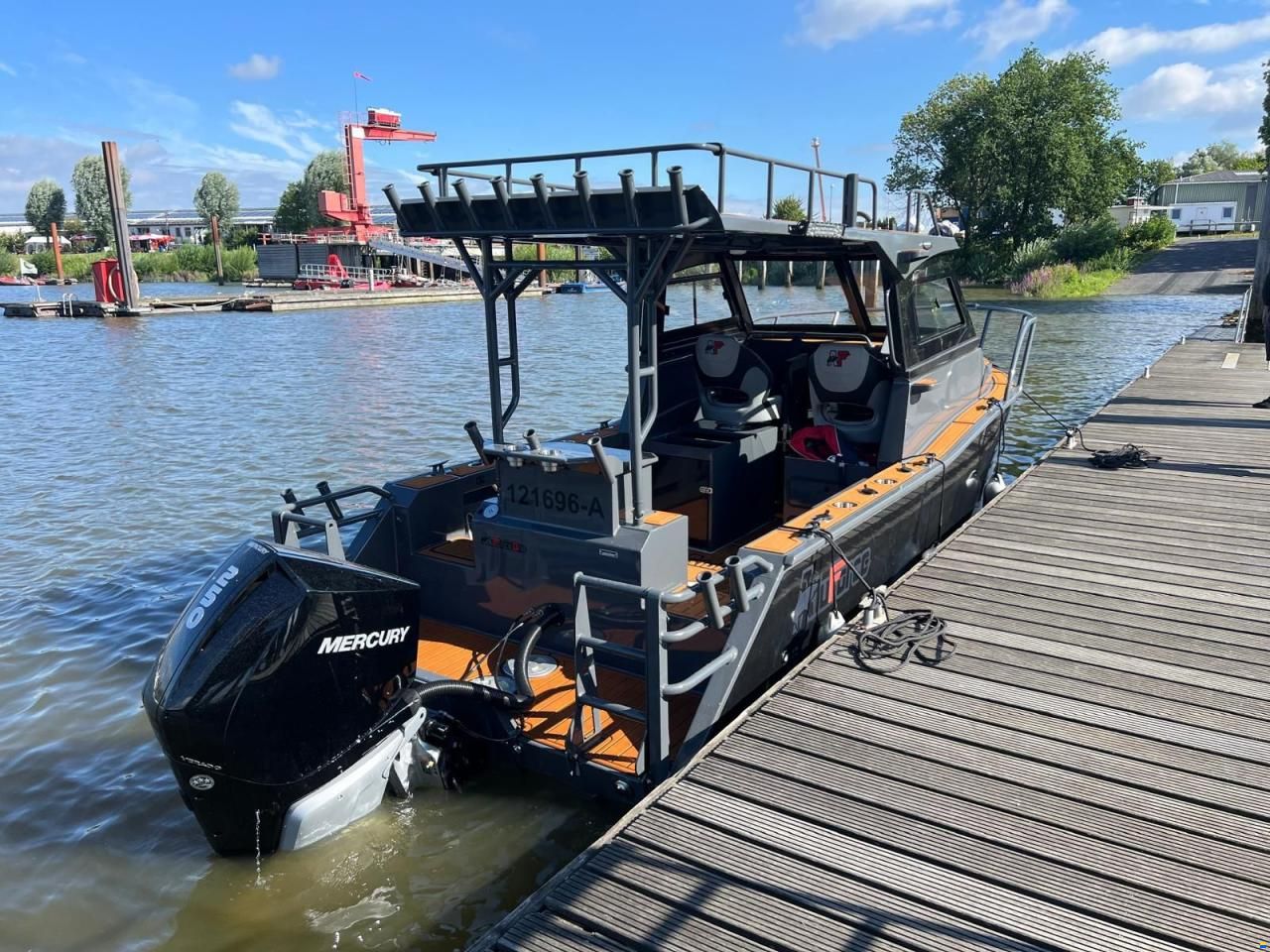 AluForce 685 HT Adventure