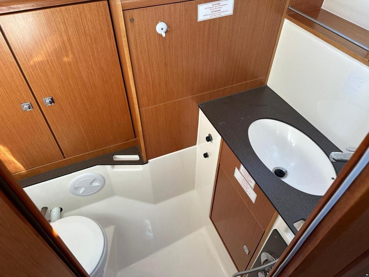Bavaria Cruiser 37