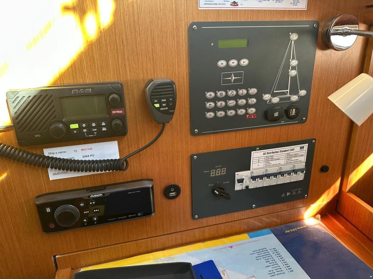 Bavaria Cruiser 37