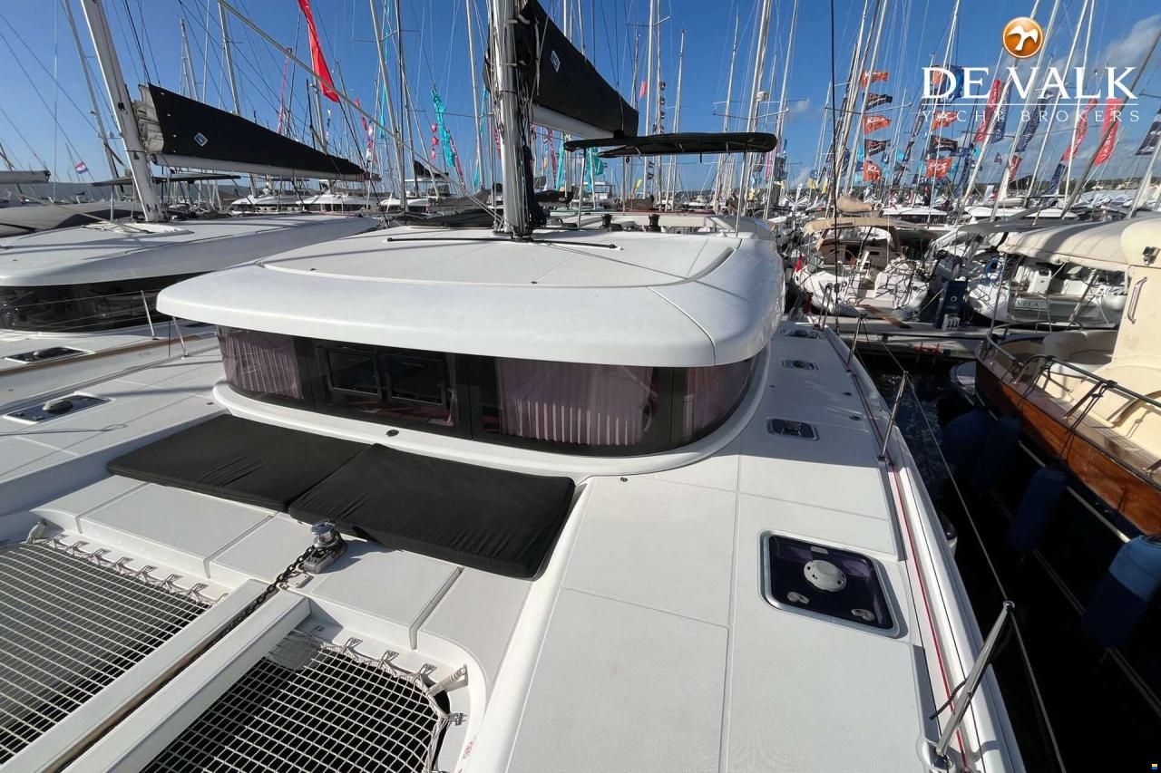 Lagoon 42