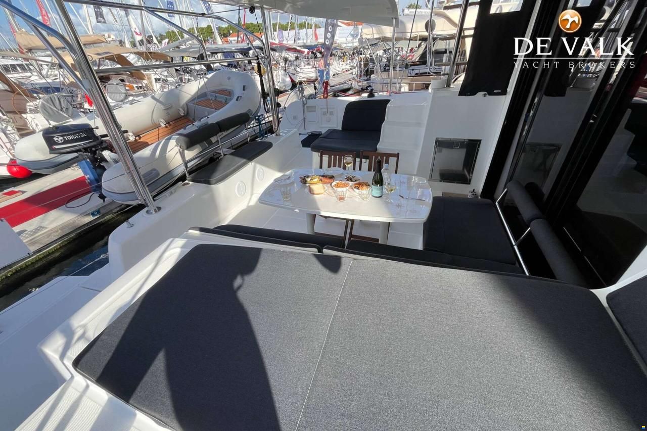 Lagoon 42
