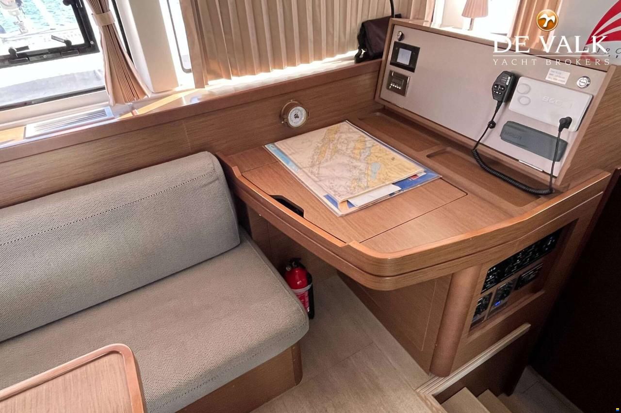 Lagoon 42