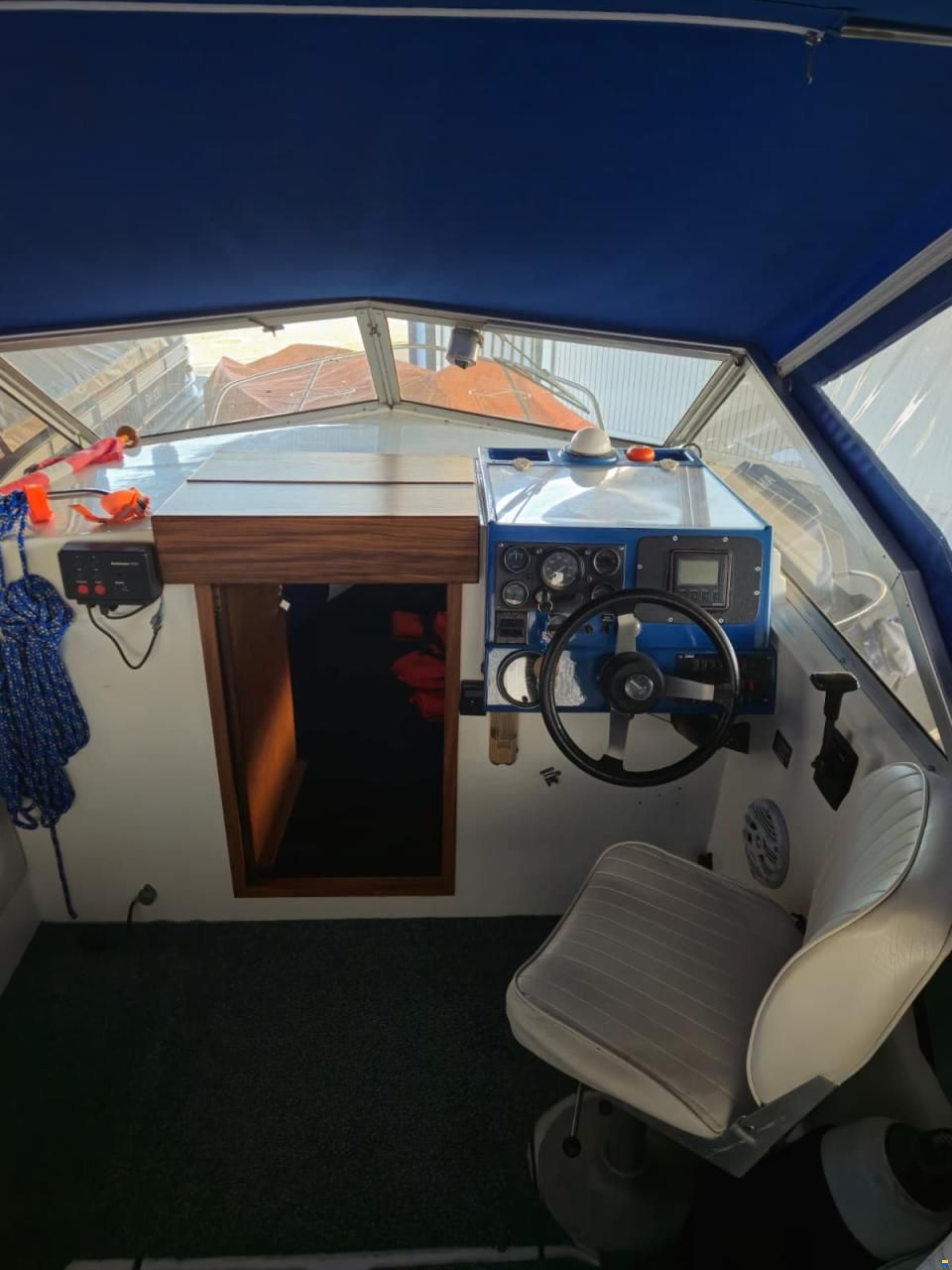 Fairline Weekend 21