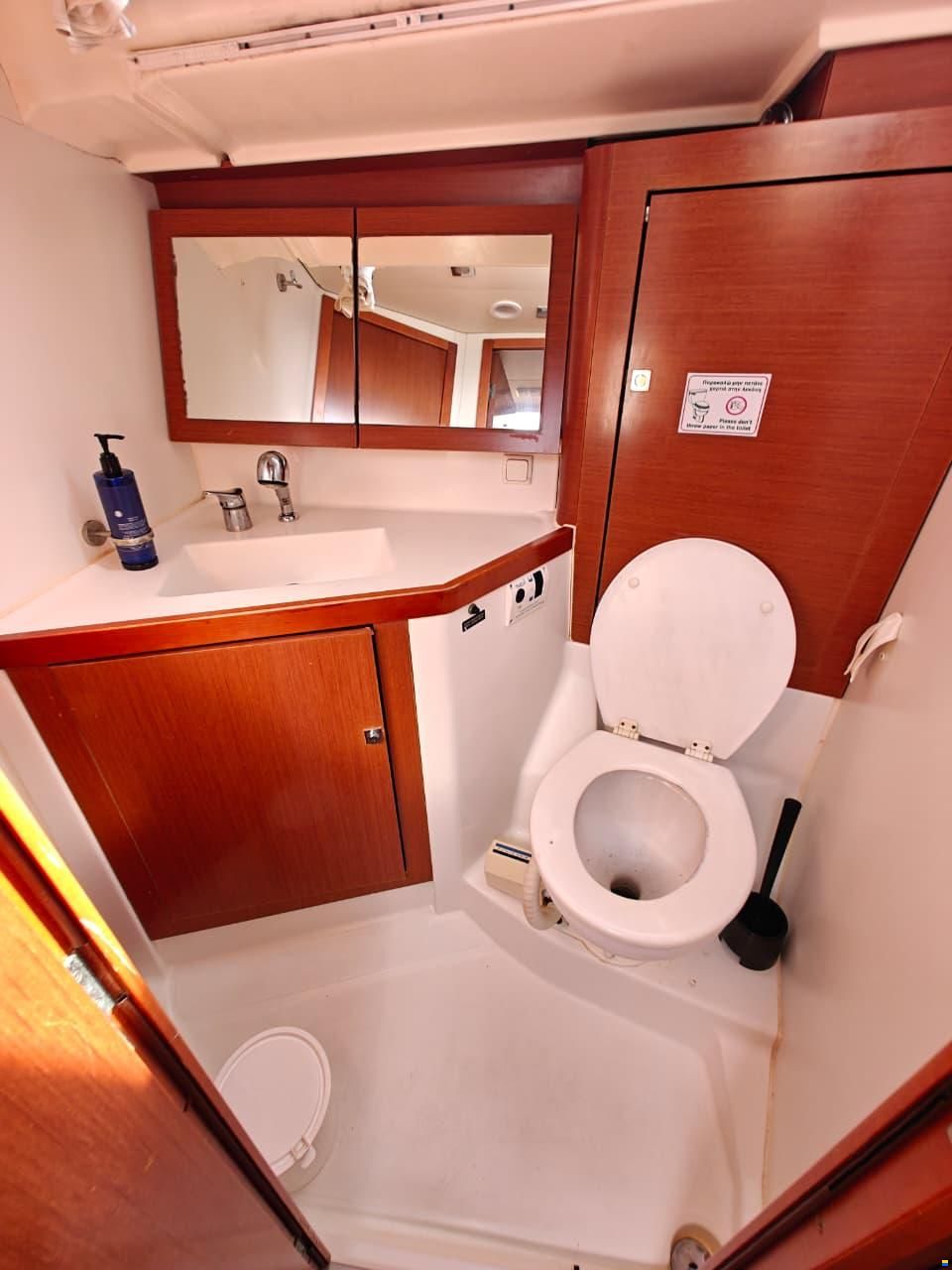 Beneteau Oceanis 45