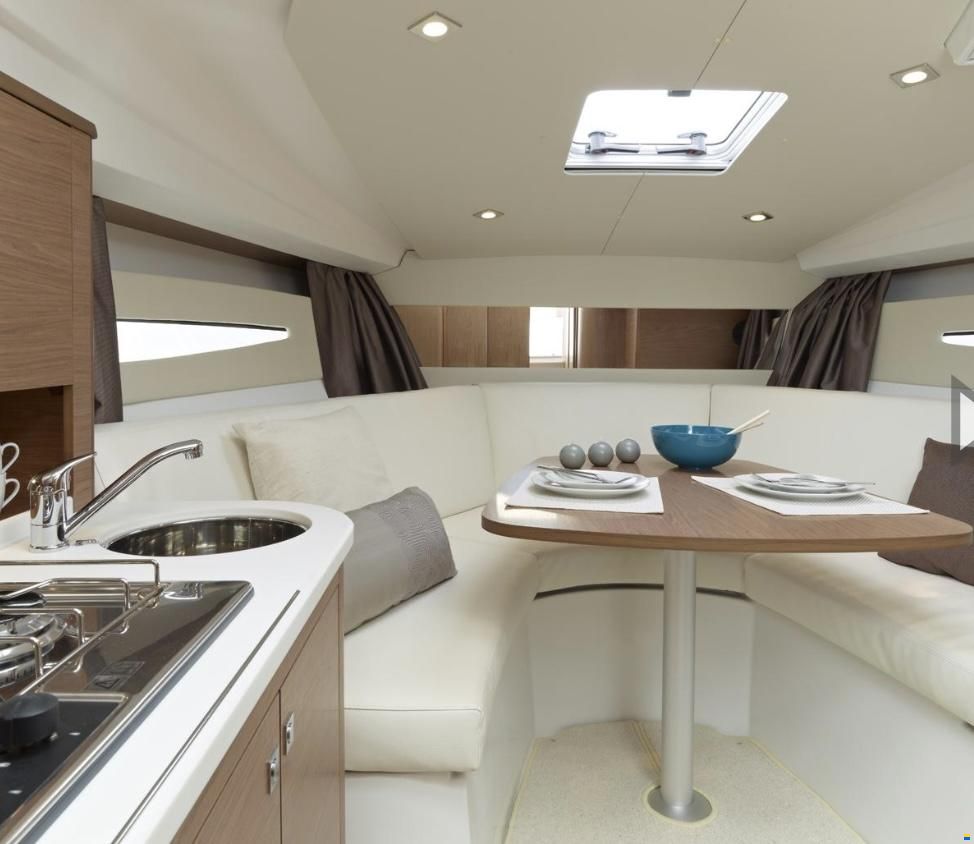 Jeanneau Leader 8